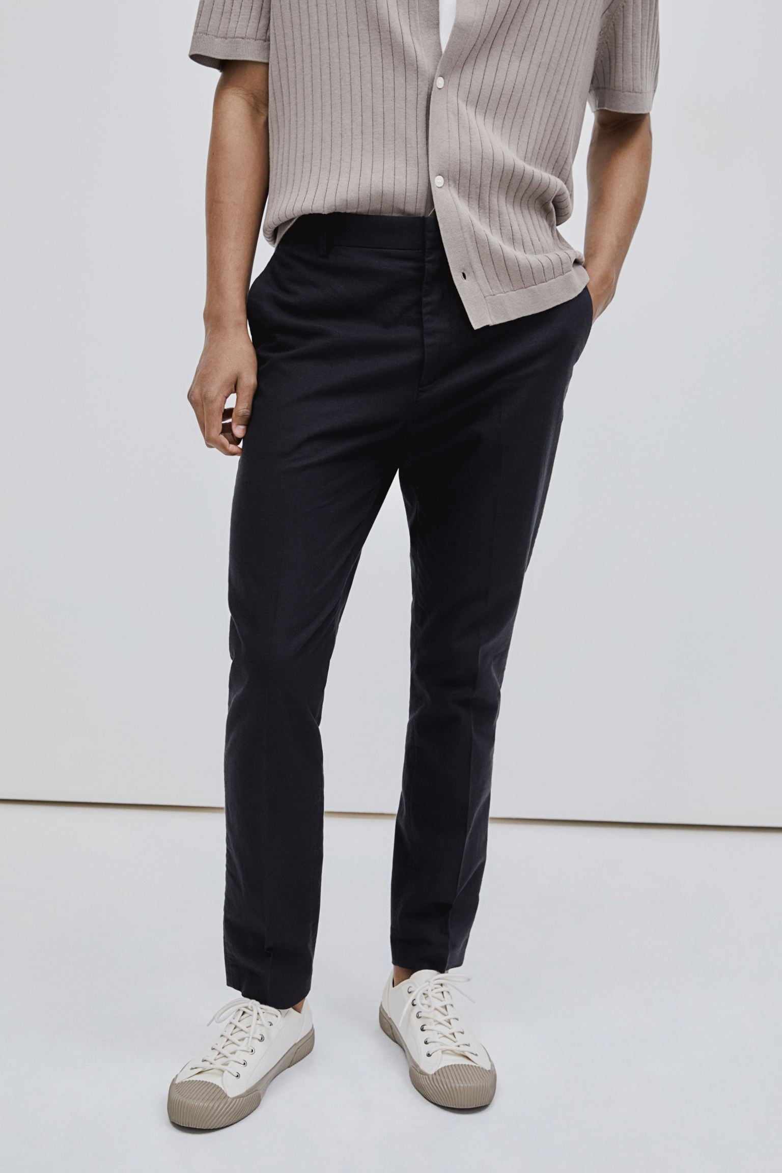 VALENTE Slim Special Classy Chino Pants