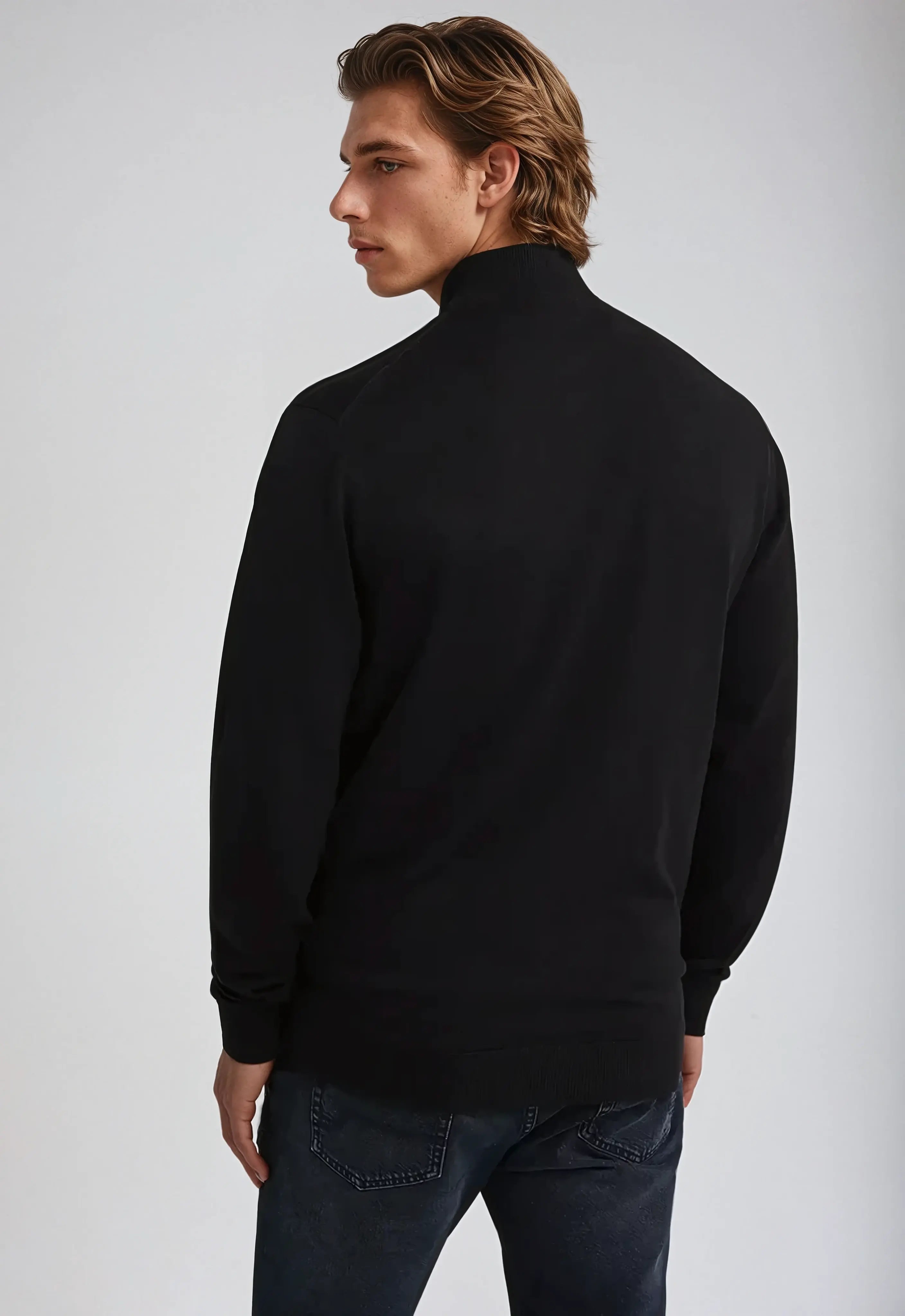 Full Zip Sweater – Black