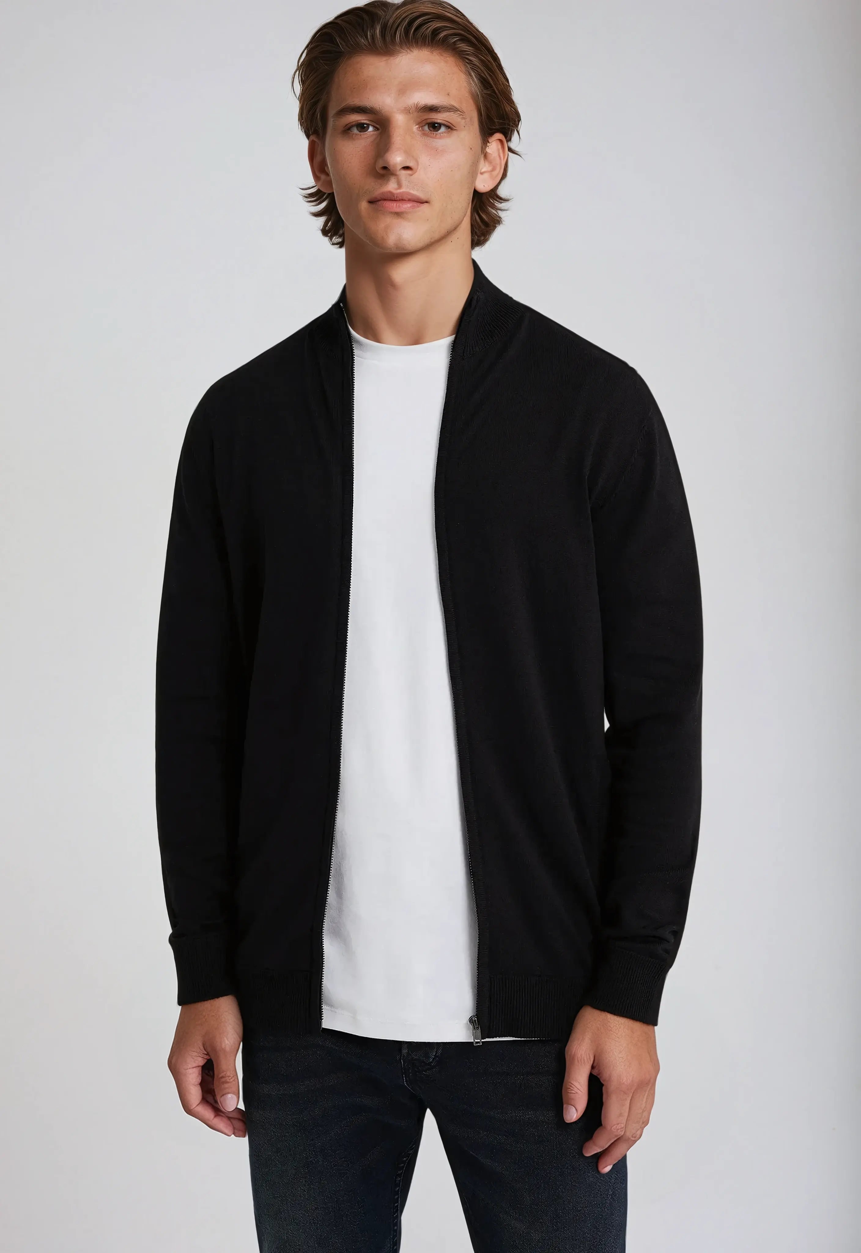 Full Zip Sweater – Black