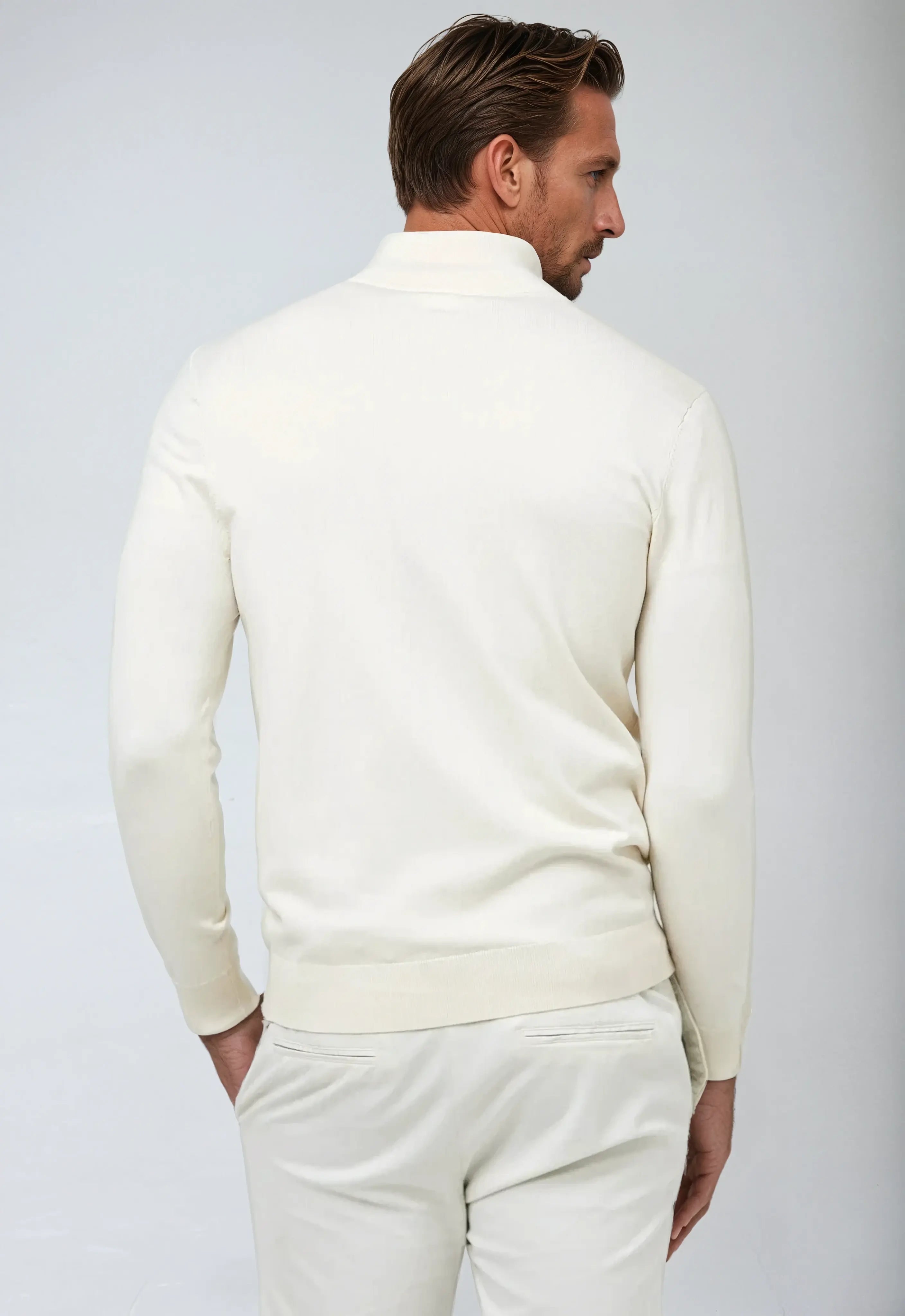 Essential Half Zip Sweater – White