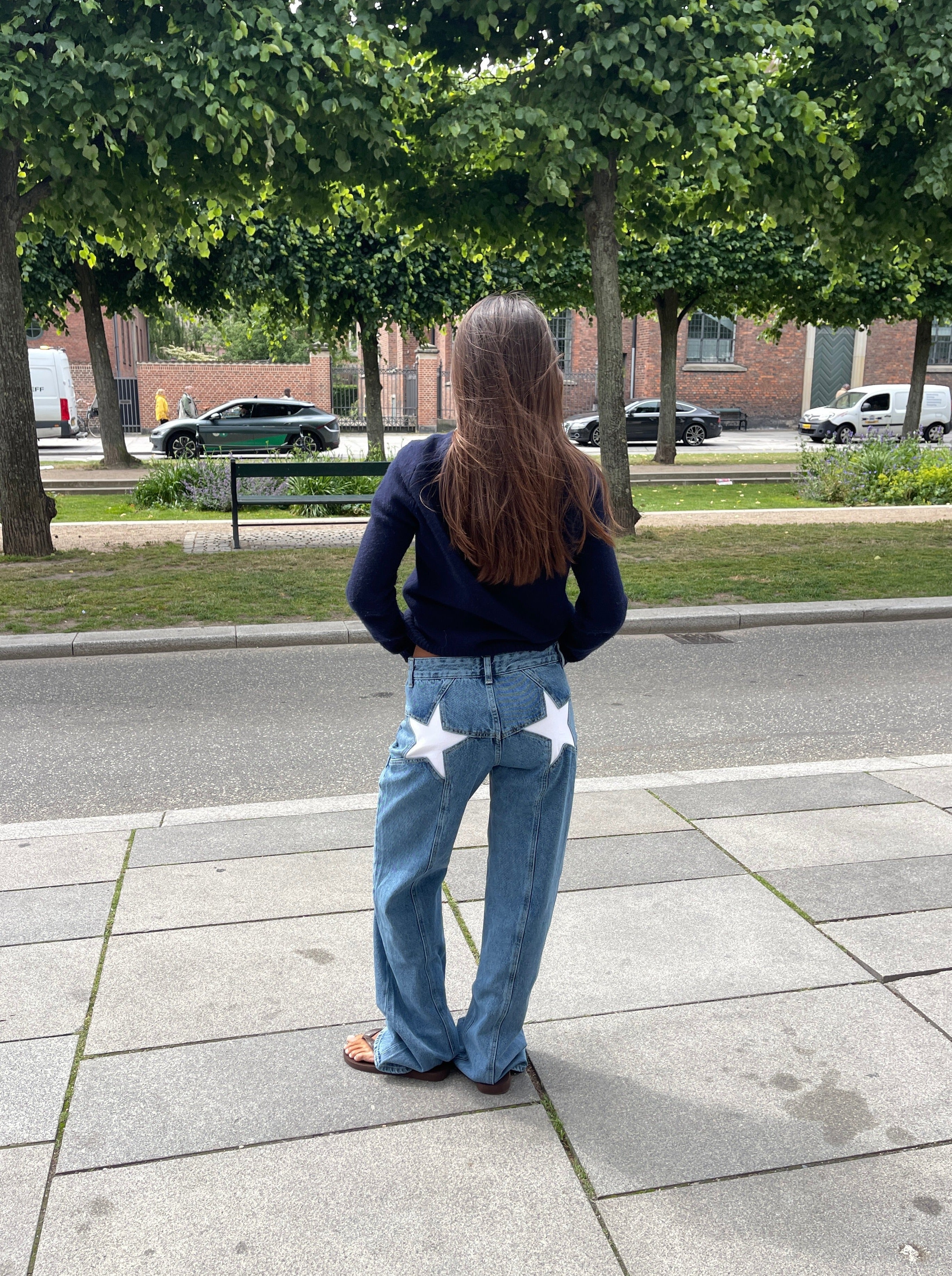 Lola Star Jeans β Oversized Jeans with Star Detail