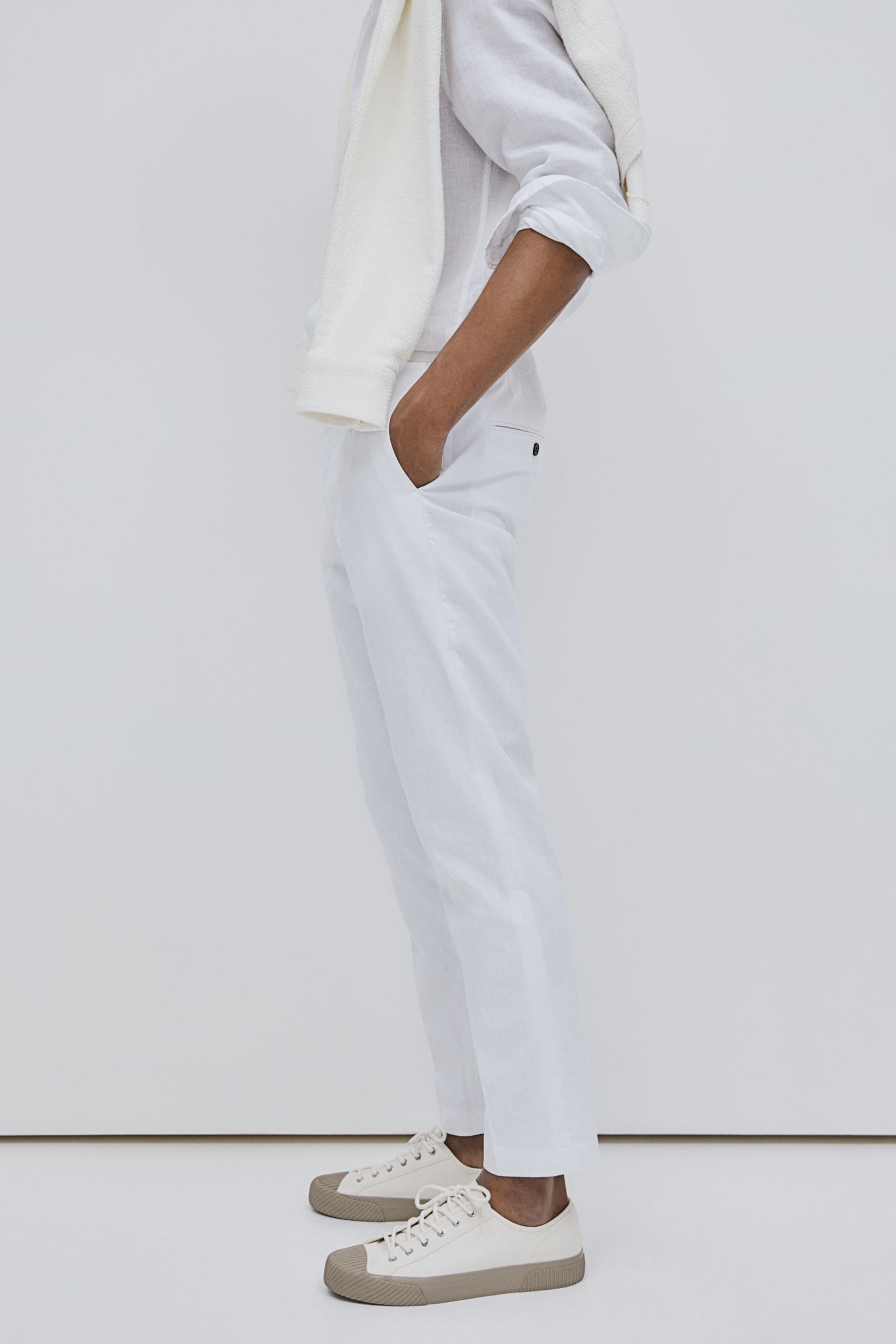 VALENTE Slim Special Classy Chino Pants